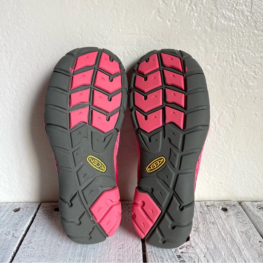 Keen Kids Pink Water Shoes Size 2